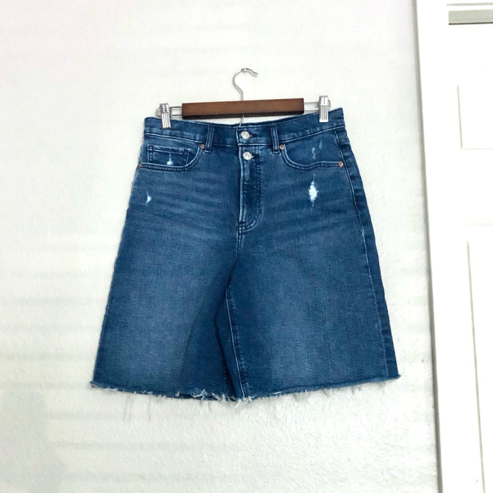 High-Waist Denim Bermuda Shorts - Blue
Like New